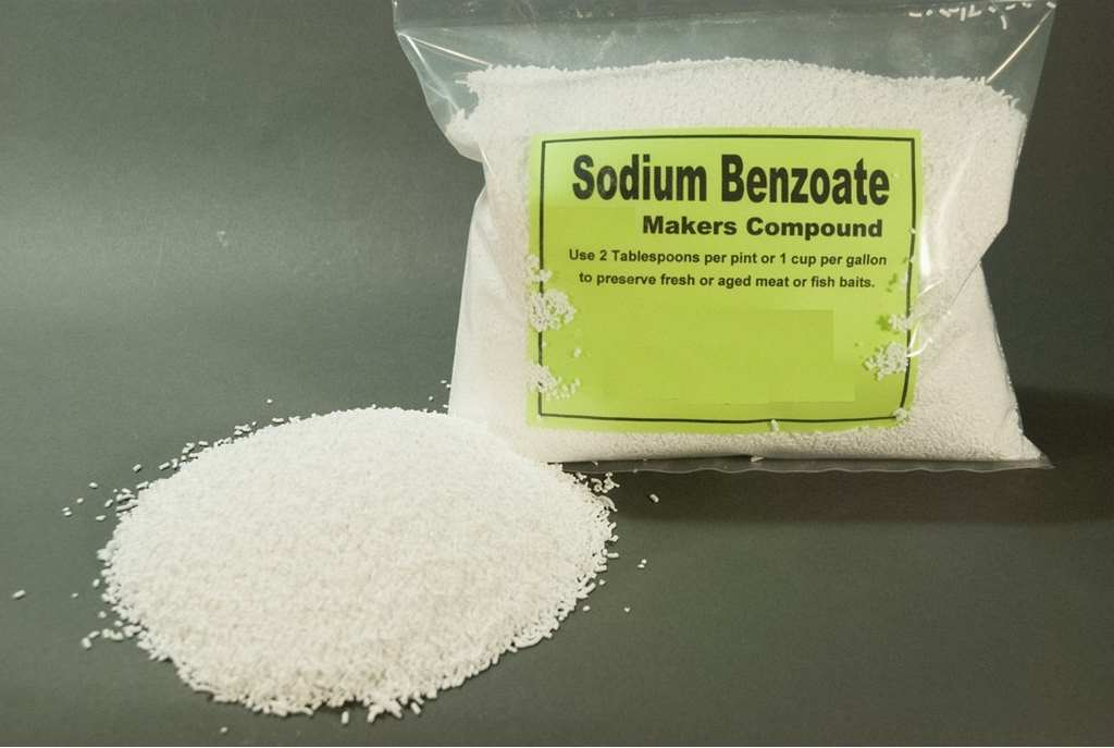 Sodium benzoate được sử dụng trong nước ép trái cây mứt